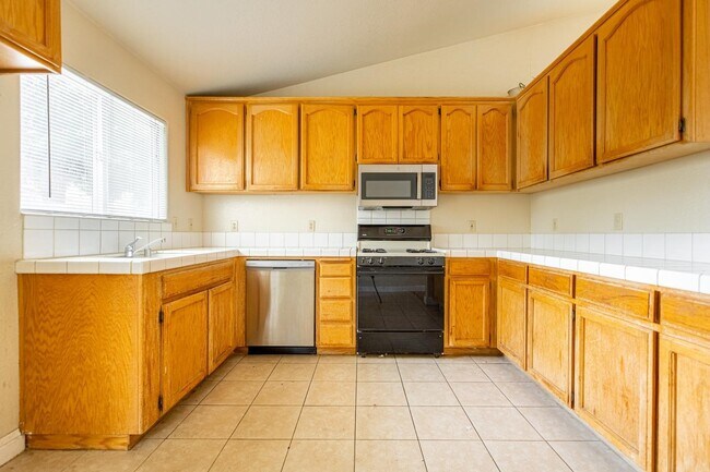 Building Photo - 4610 Fosberg Rd