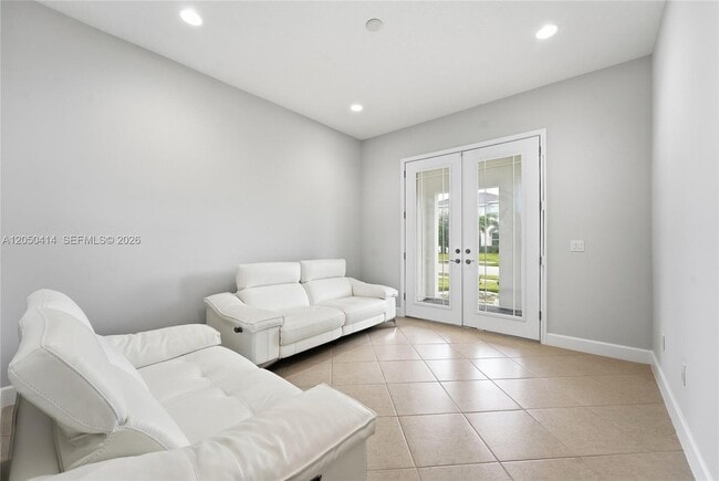 Building Photo - 15239 Goldfinch Cir