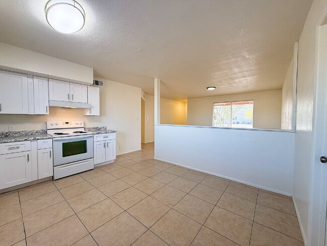 Building Photo - Newly Remodeled 3BR with Garage, Workshop, Privacy & Large Yard!