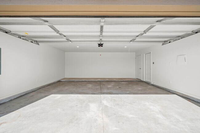 Building Photo - Country Living In Roosevelt ISD!