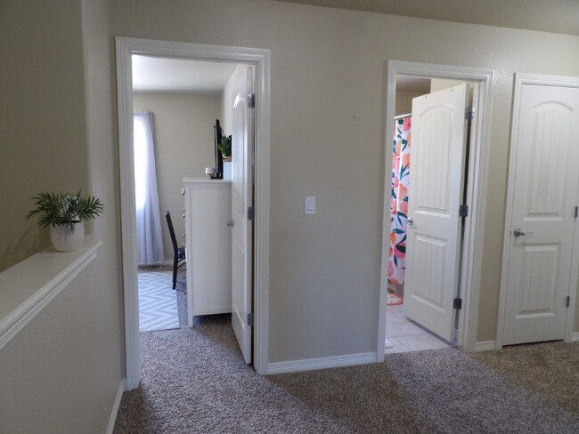 Building Photo - 6343 Wallowing Way