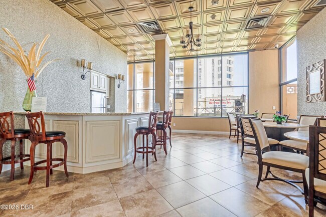 Building Photo - 3051 S Atlantic Ave