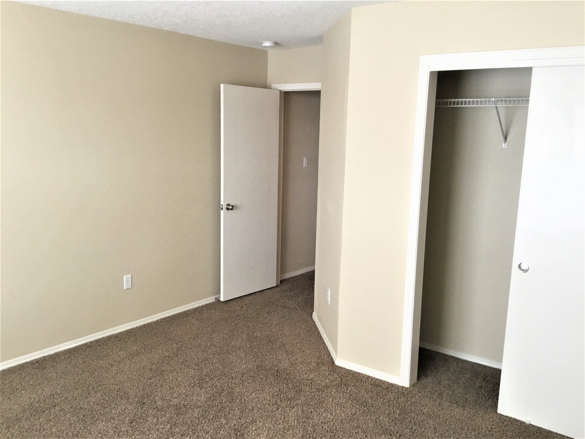 Building Photo - 6201 Capriccio Rd NW