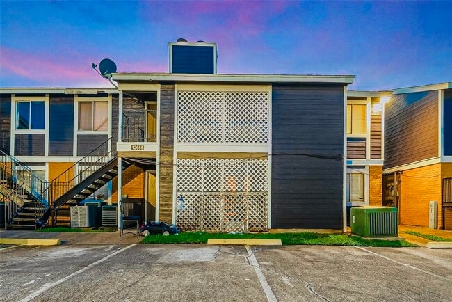 Building Photo - 12655 Ashford Meadow Dr