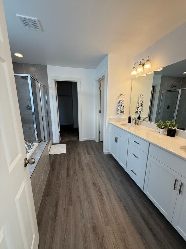 Building Photo - Hogan Heights Community 4 Bed 3.5 Bath