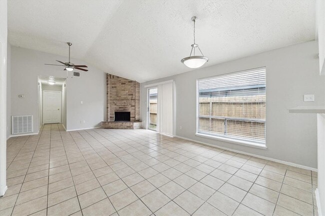 Building Photo - 10032 Ridgecoral Dr