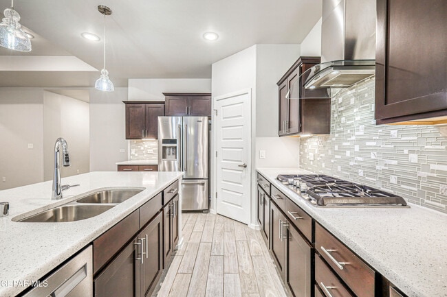 Building Photo - 12616 Brixton Ave