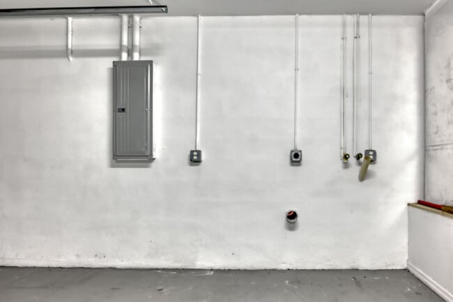 Building Photo - 480 L M Davey Ln