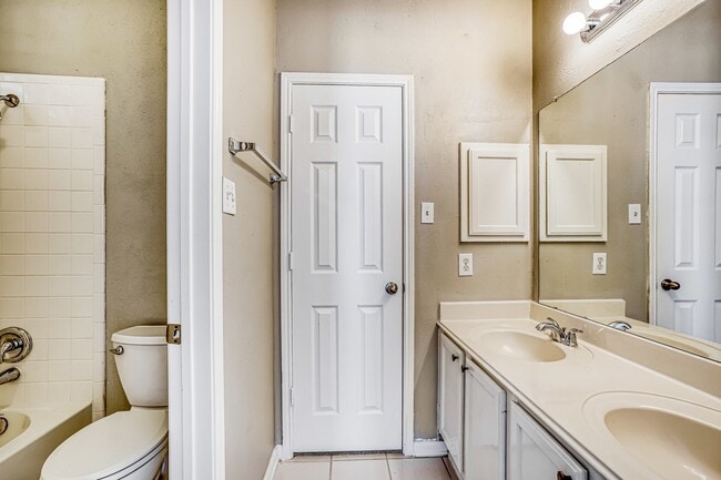 Building Photo - 4022 N Dawn Cypress Ct
