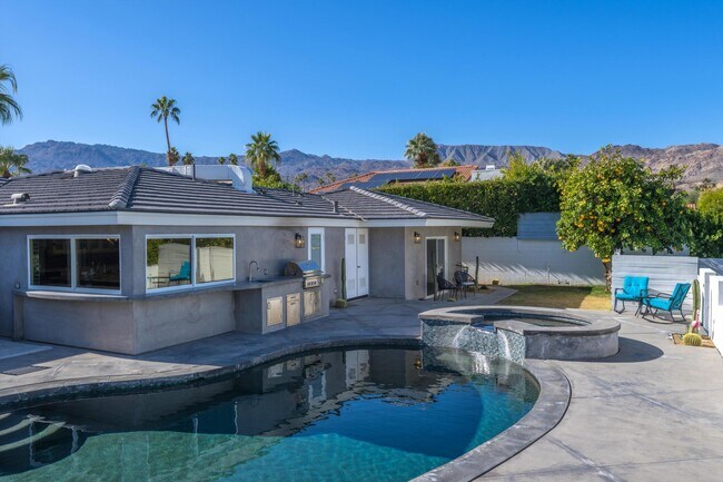 Building Photo - 72992 Bel Air Rd