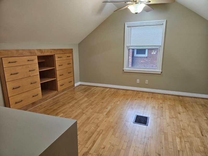 Building Photo - 1409 Gardenia Ave