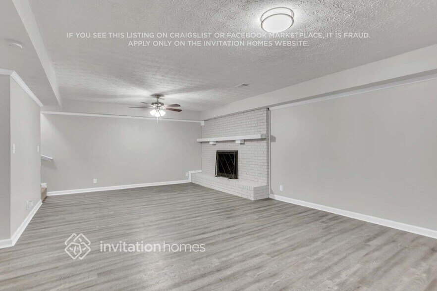 Building Photo - 5003 Cross Ct SW