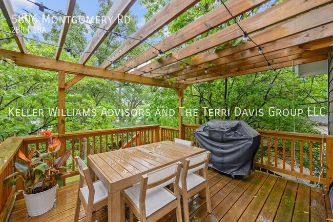 Building Photo - 5806 Montgomery Rd