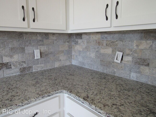 Building Photo - 3 br, 2 bath House - 626 Ty Court