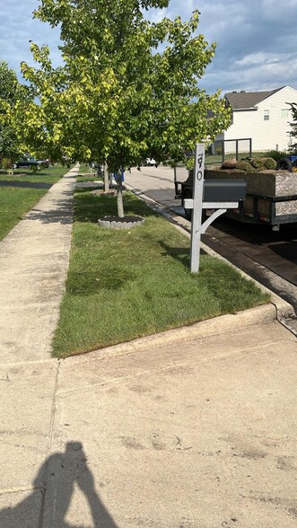 Building Photo - 270 McElhinny Ln