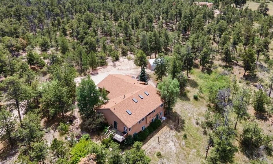 Building Photo - 5995 Burgess Rd