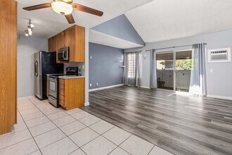 Building Photo - 8022 Linda Vista Rd