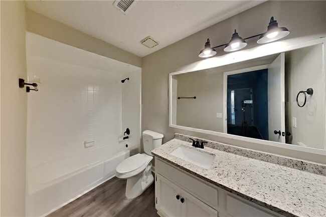 Building Photo - 831 Muirfield Trce