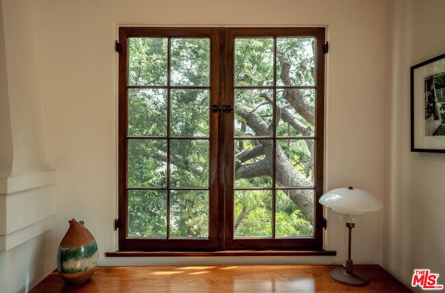 Building Photo - 8515 Ridpath Dr