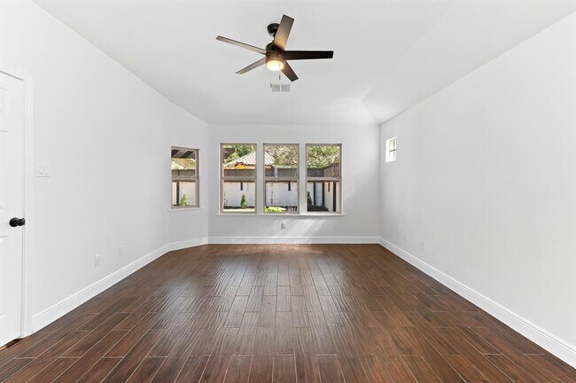 Building Photo - 30108 Hacienda Ln