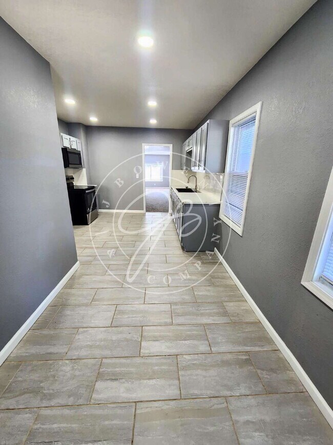 Building Photo - Basically, Brand New! Open Layout 1-Story ...