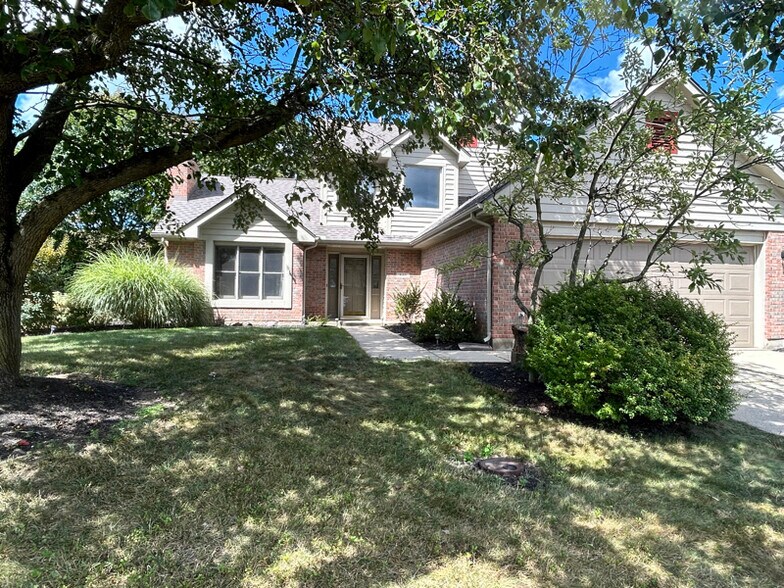 Primary Photo - 840 Westlake Dr