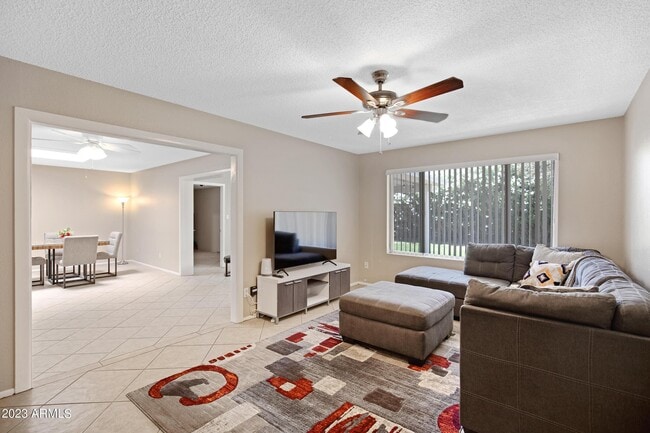 Building Photo - 1812 N McAllister Ave