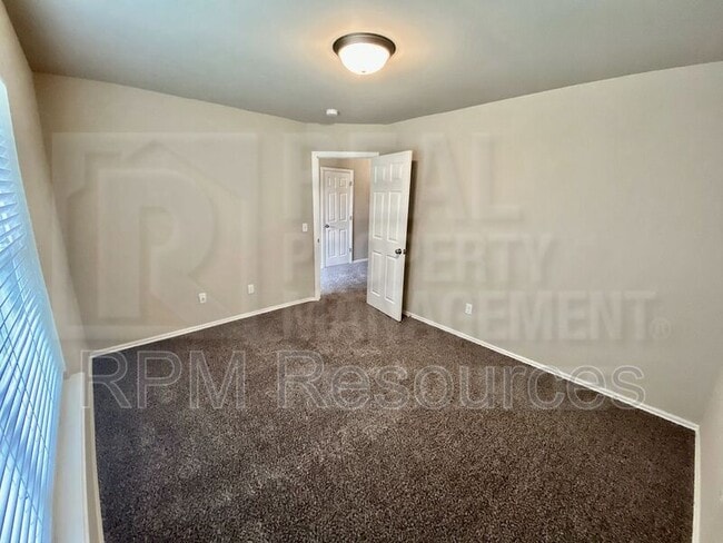 Building Photo - 11529 SW 26th St