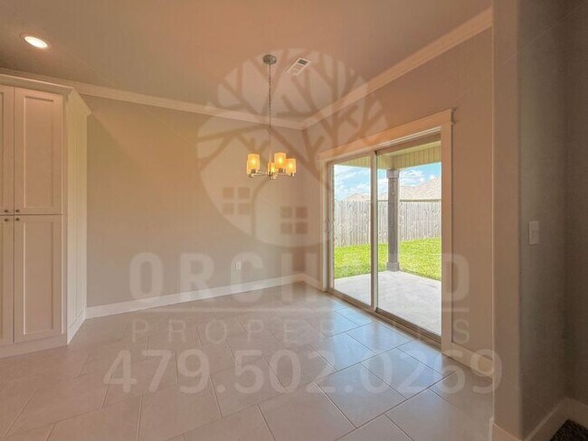 Building Photo - Tontitown- Single-Family Home- Stunning Applewood Plan