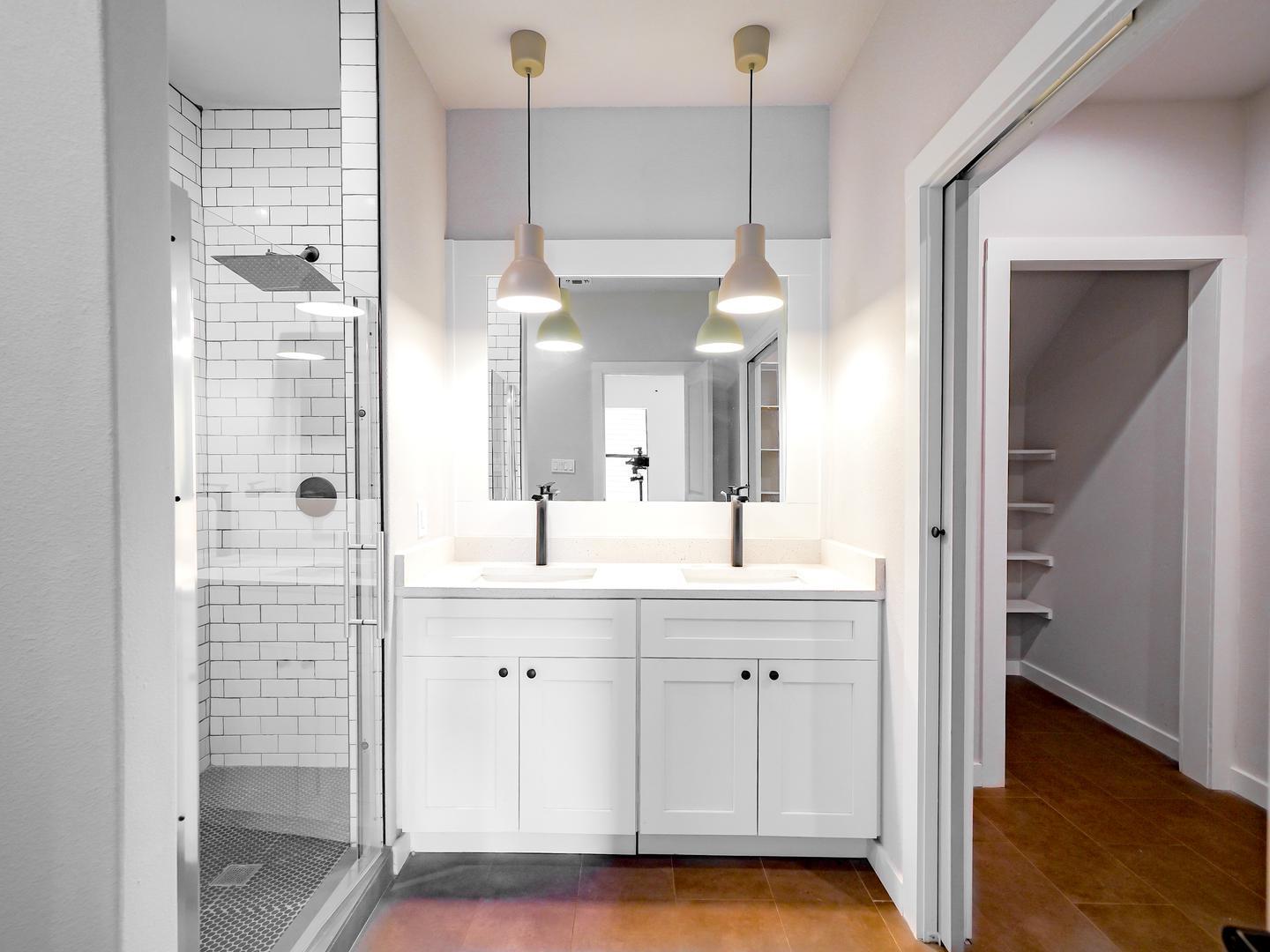 Building Photo - Modern Denver Heights home by Dignowity & downtown