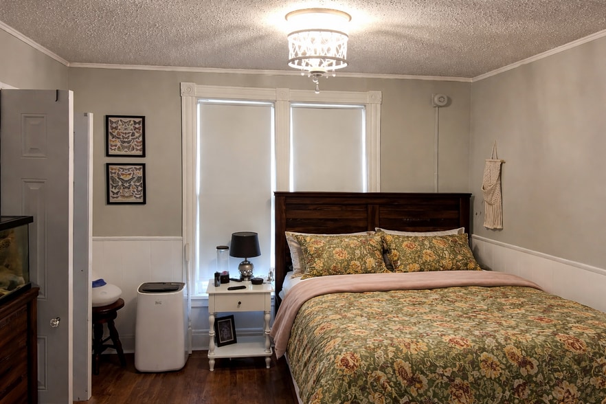 Building Photo - 2522 Howard St NE