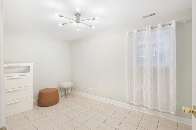 Building Photo - 3112 N Davlin Ct