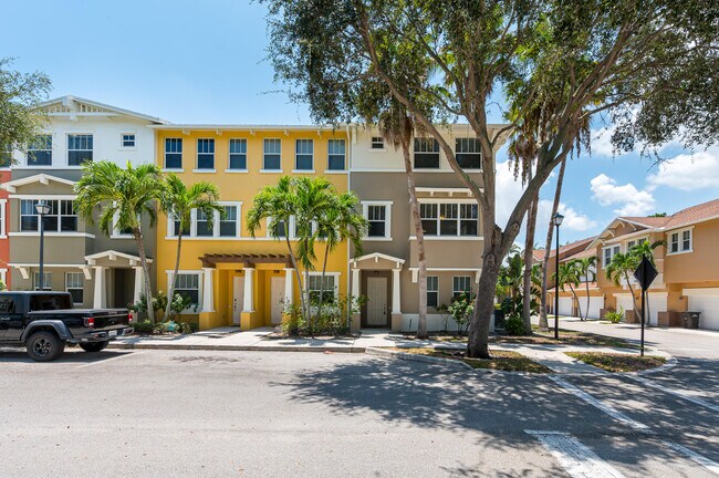 Building Photo - 750 Millbrae Ct