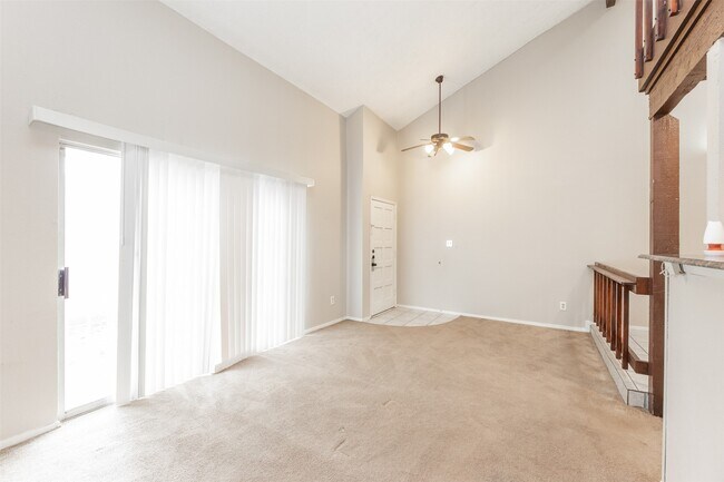 Building Photo - 12926 Greenway Chase Ct