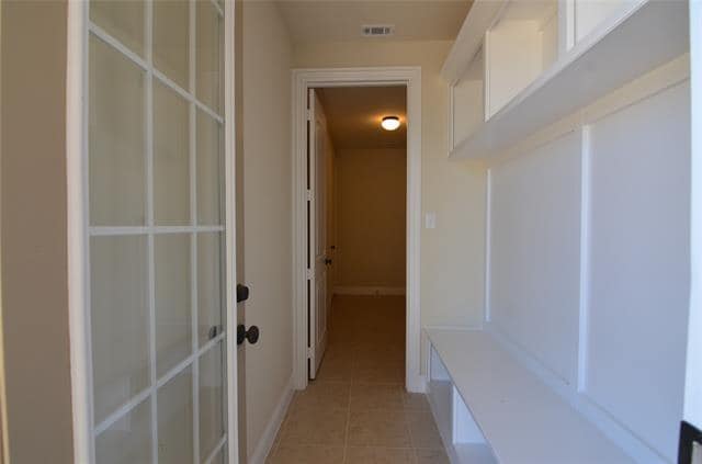 Building Photo - 964 Park Ridge Dr