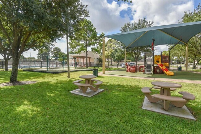 Building Photo - 14622 Palos Park Dr