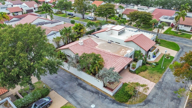 Building Photo - 6820 Allegre Ct
