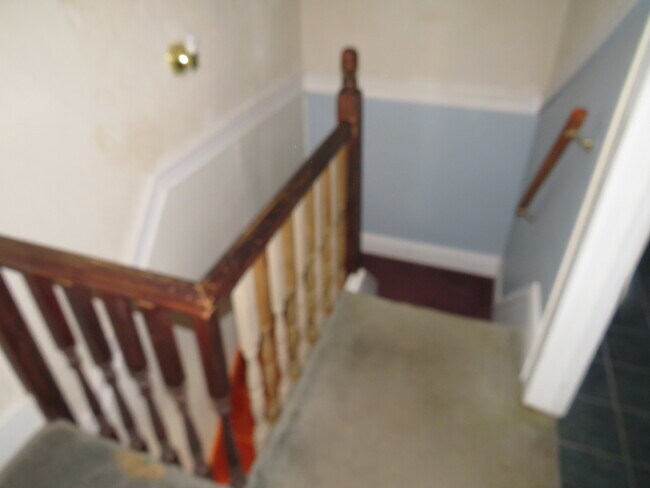 Building Photo - 2002 Cottage Ave