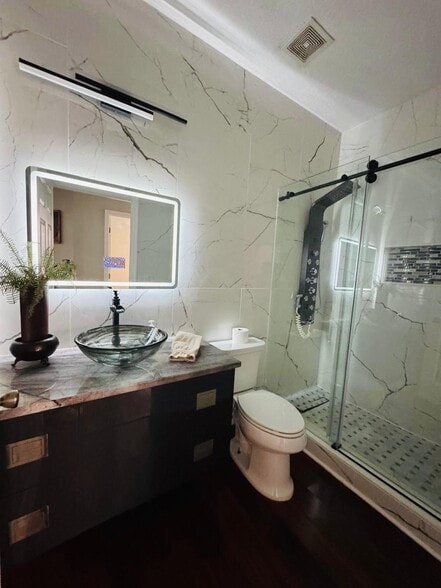 Building Photo - 11745 Via Lucerna Cir