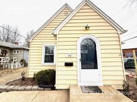 Building Photo - Charming 3-Bedroom Home in Webster Groves ...