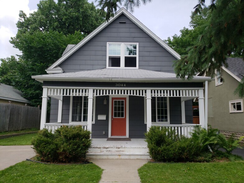 Building Photo - 3044 Natchez Ave S