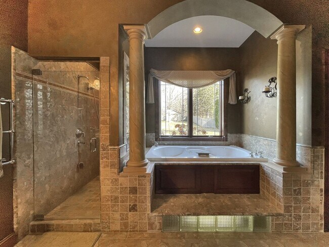 Building Photo - Amazing Minnetonka Lakefront Gated Estate - 170' Flat Shoreline, Sweeping Views, Sandy Beach