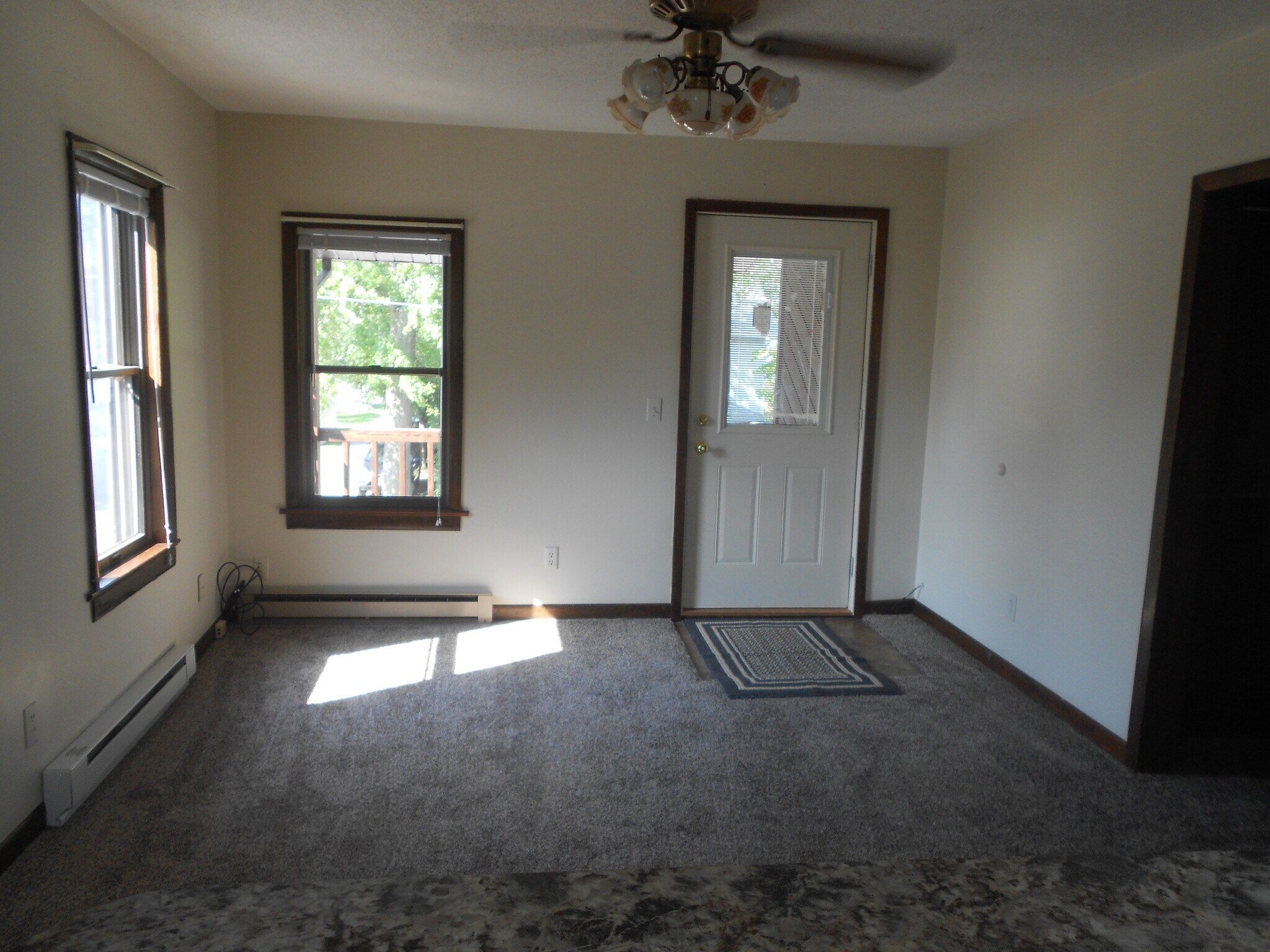 Living Room - 135 Midland Ave