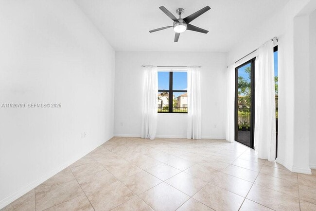 Building Photo - 5377 Cameron Dr