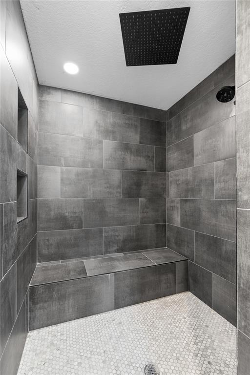 Building Photo - 5901 Denver St NE