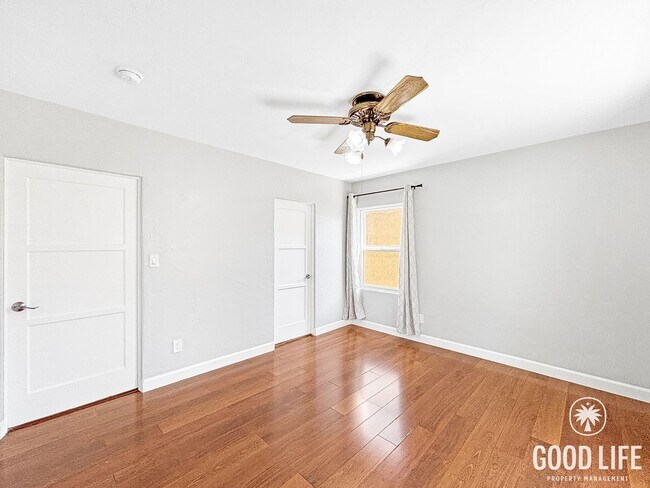 Building Photo - zIsla Vista Dr