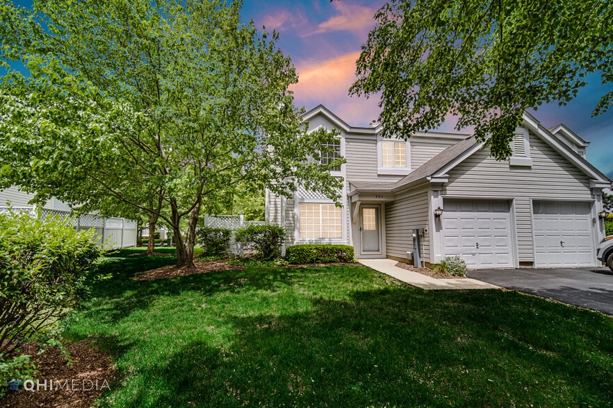 Building Photo - 425 Monmouth Ct