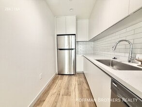 Building Photo - 1240 Magnolia Ave