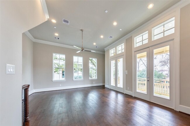 Building Photo - 2702 Harvard St