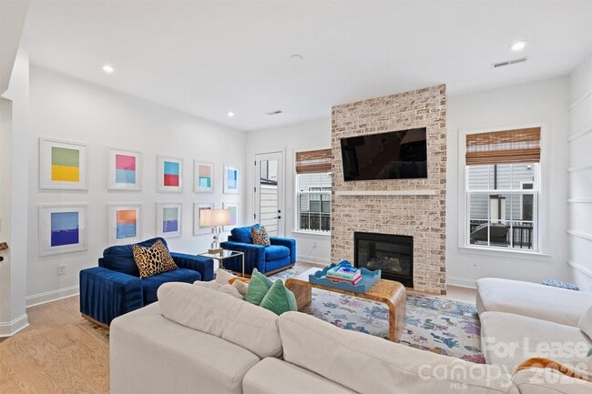 Building Photo - 5038 Harrowsmith Ln